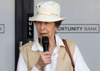 Princess Royal Defies Ebola Threat and makes a Tour in Uganda at a Critical Moment